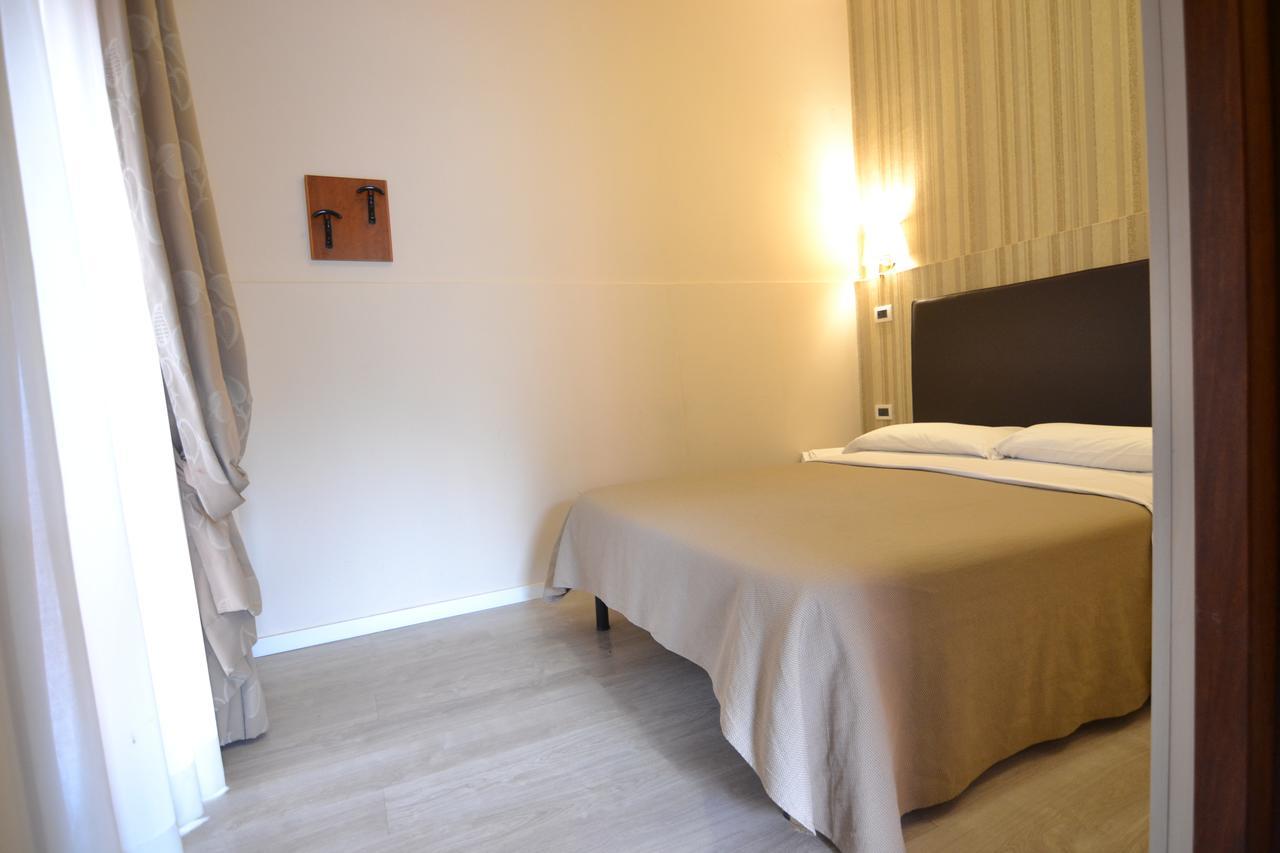 Hotel Il Castelletto Roma Exterior foto